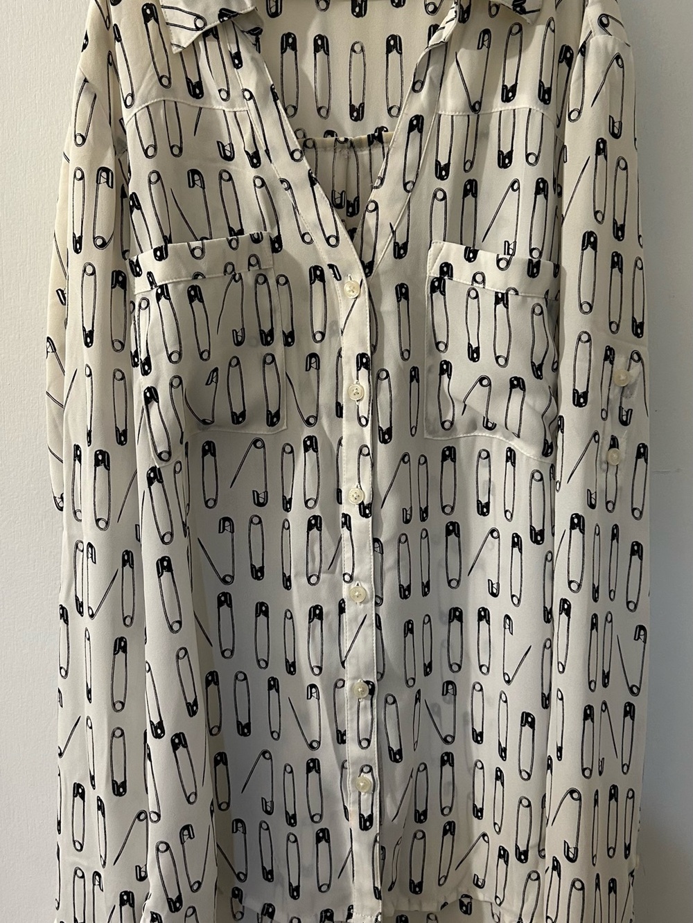 Express Portofino Women's Cream Button-Up Blouse with Black Safety Pin Print